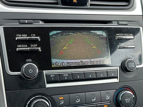 Used 2016 Nissan Altima 2.5 S w/ Power Driver Seat Package image 18