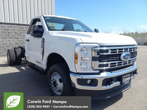New 2026 Ford F350 XL w/ XL Chrome Package AWD/4WD image 1