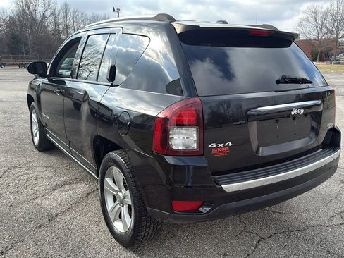 Used 2015 Jeep Compass High Altitude image 9