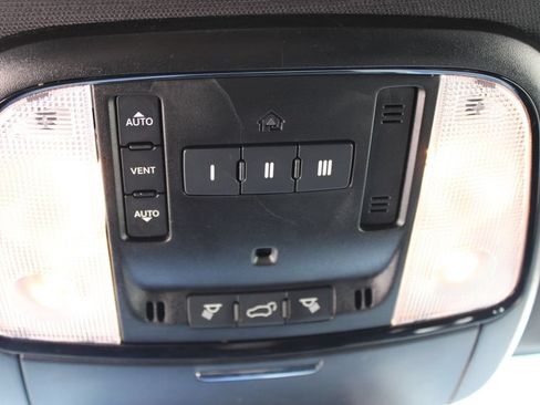 Used 2024 Dodge Durango GT AWD/4WD image 21