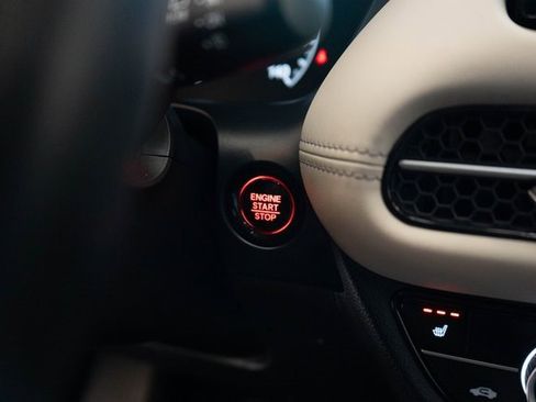 Used 2023 Honda HR-V EX-L image 26