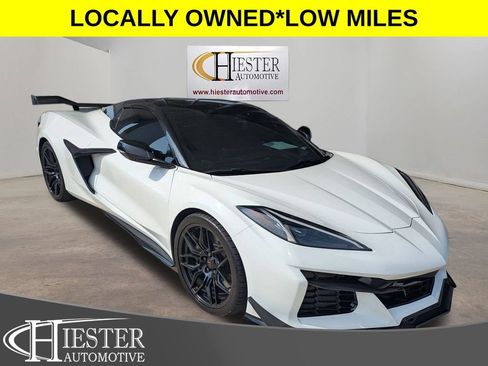 Used 2026 Chevrolet Corvette Z06 RWD image 1