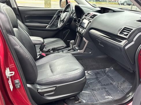 Used 2018 Subaru Forester 2.5i Touring w/ Popular Package #3B image 12