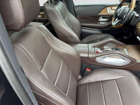 Used 2021 Mercedes-Benz GLS 450 4MATIC image 21