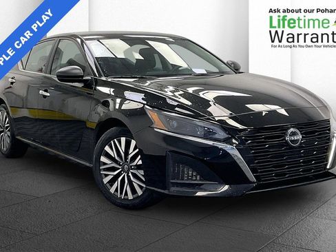 Certified 2024 Nissan Altima 2.5 SV image 1