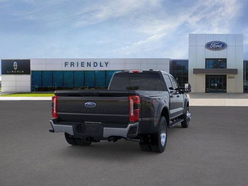 New 2026 Ford F450 XLT w/ XLT Premium Package image 8