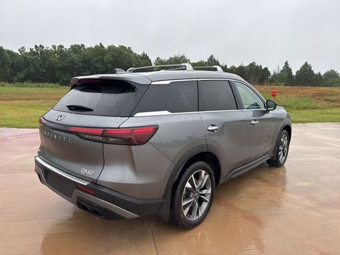 Used 2023 INFINITI QX60 Luxe w/ Performance Audio Package AWD/4WD image 4