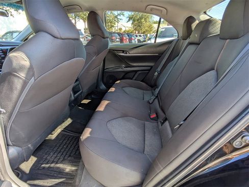 Certified 2020 Toyota Camry LE image 14