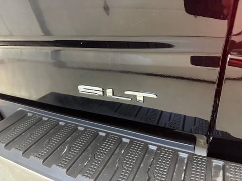 New 2026 GMC Sierra 1500 SLT w/ SLT Premium Plus Package AWD/4WD image 10