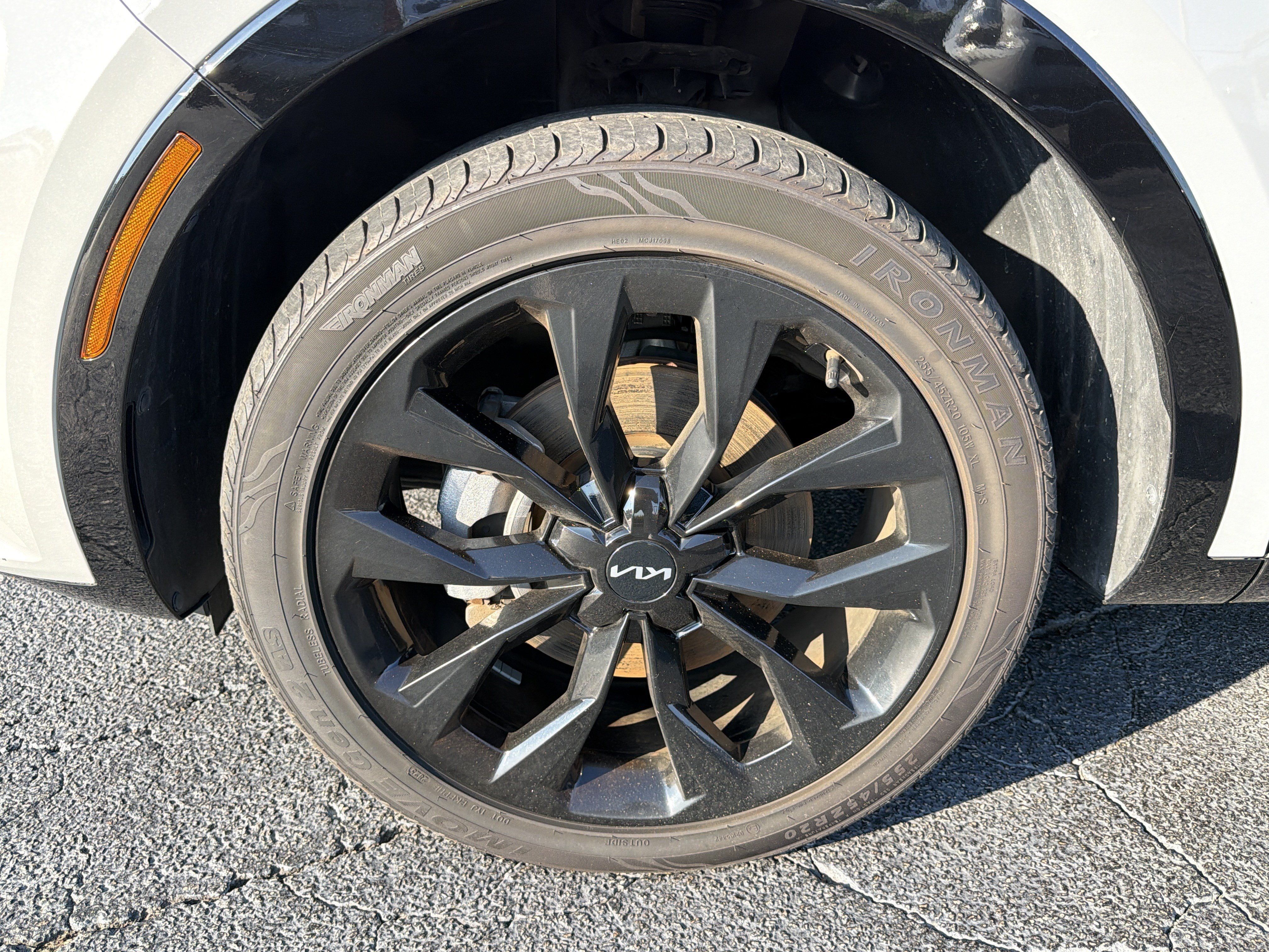 Used 2023 Kia Sorento SX FWD image 10