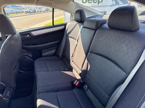 Used 2019 Subaru Legacy 2.5i Premium image 14
