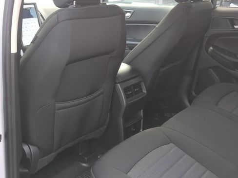 Used 2024 Ford Edge SE image 20