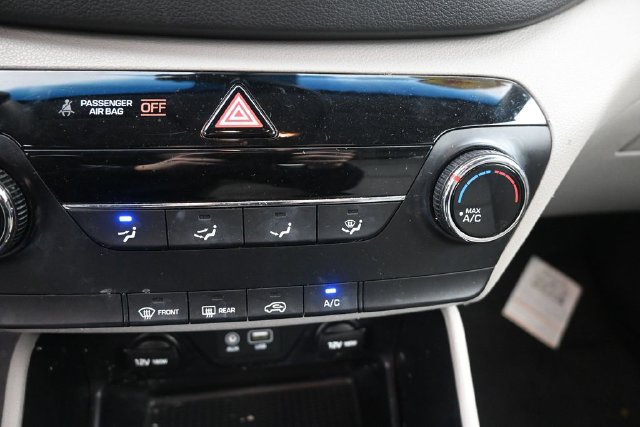 Used 2017 Hyundai Tucson SE w/ SE Popular Package 02 AWD/4WD image 24