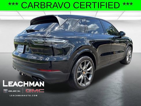 Used 2023 Porsche Cayenne Platinum Edition AWD/4WD image 3