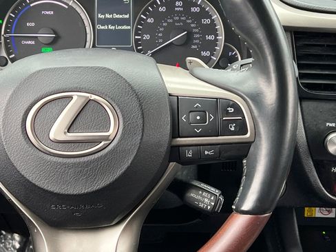 Used 2022 Lexus RX 450h AWD w/ Premium Package image 17