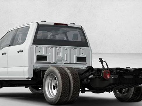 New 2024 Ford F450 XL image 2