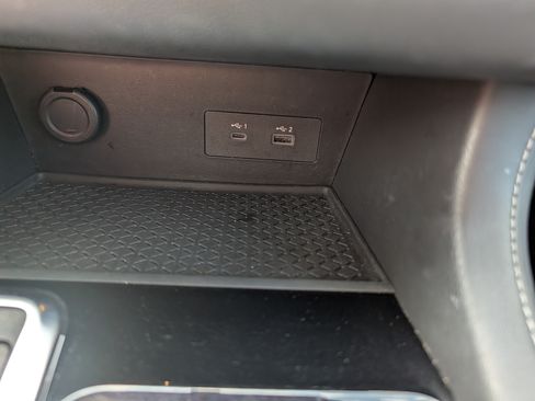 Used 2023 Nissan Pathfinder SV AWD/4WD image 31