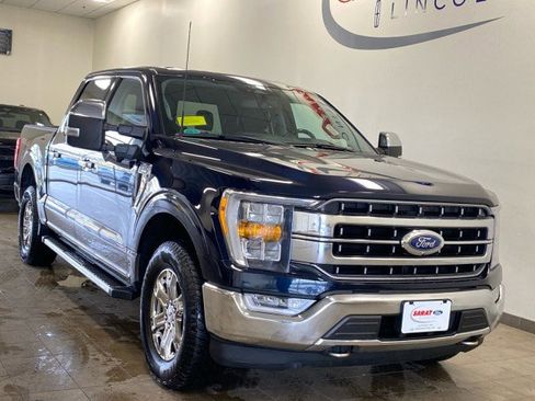 Used 2022 Ford F150 Lariat image 2