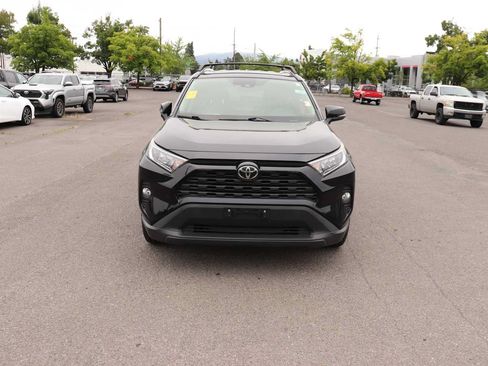 Used 2019 Toyota RAV4 XLE Premium w/ Cold Weather Package AWD/4WD image 2