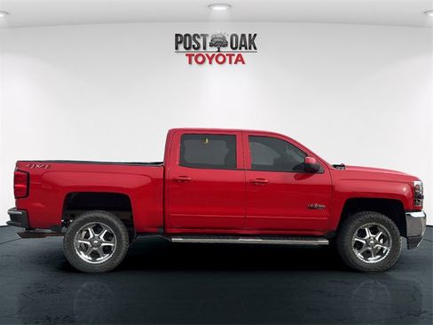 Used 2018 Chevrolet Silverado 1500 LT w/ Texas Edition image 8