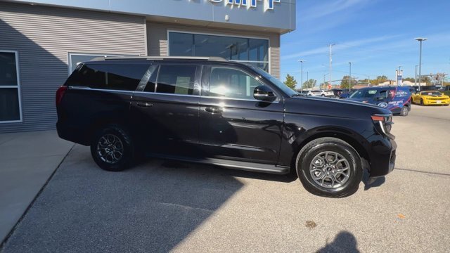Certified 2026 Ford Expedition Max Active AWD/4WD image 2