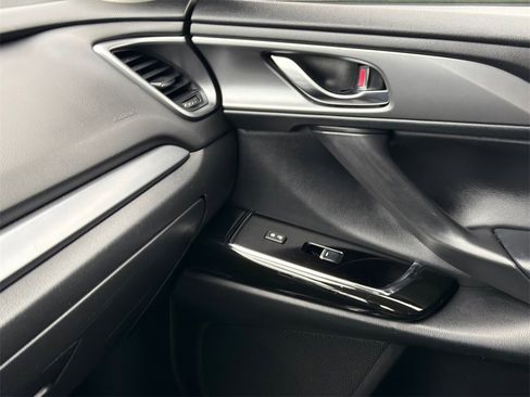 Used 2021 MAZDA CX-9 Touring image 34