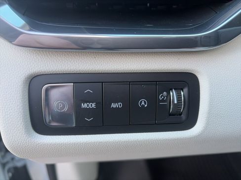 New 2026 GMC Acadia Denali w/ Super Cruise Package AWD/4WD image 11