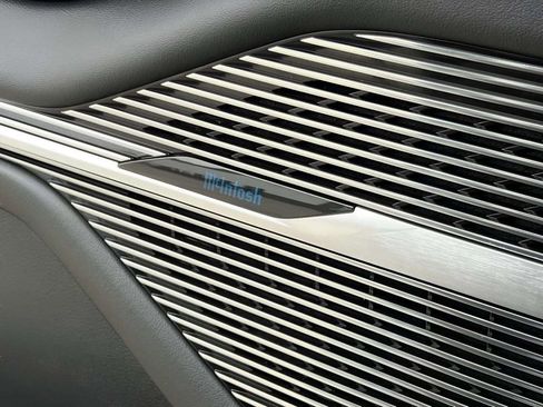 Used 2022 Jeep Grand Wagoneer Series II image 16