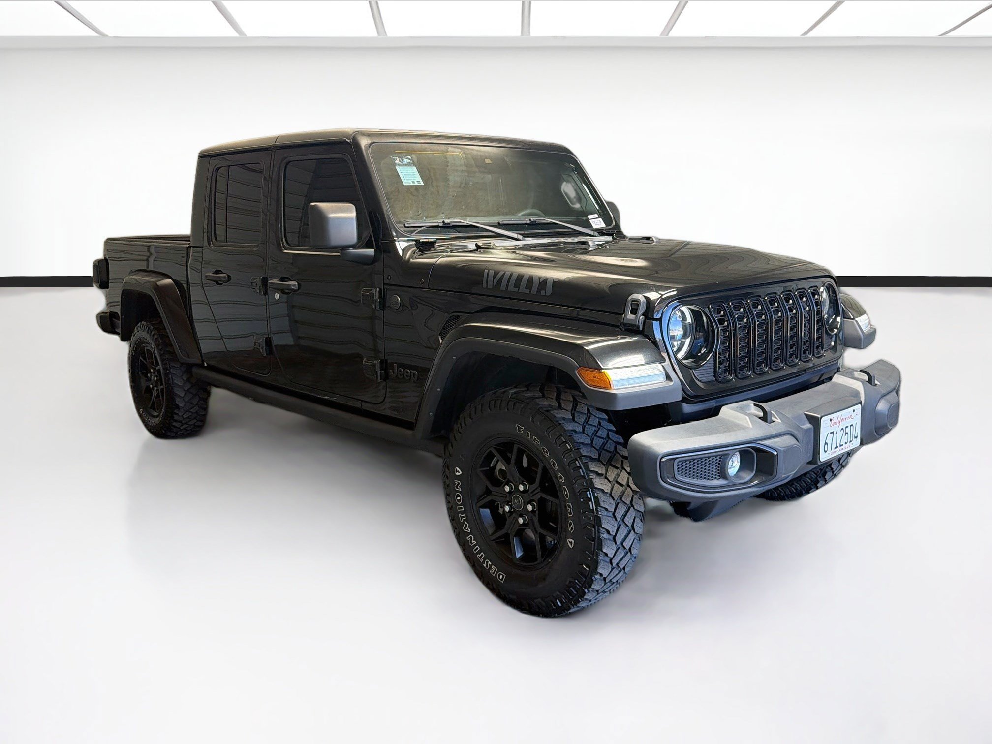 Used 2024 Jeep Gladiator Sport AWD/4WD image 3