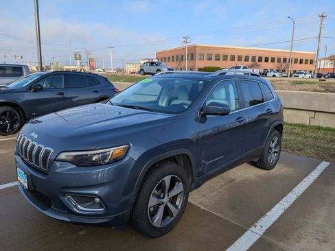 Used 2019 Jeep Cherokee Limited w/ Luxury Group image 1