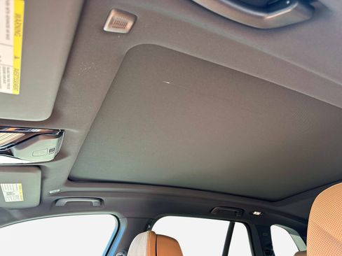 New 2026 BMW X5 xDrive50e w/ Climate Comfort Package image 30