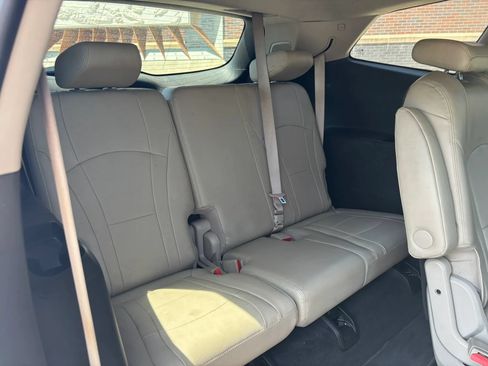 Used 2018 Buick Enclave Premium FWD image 25