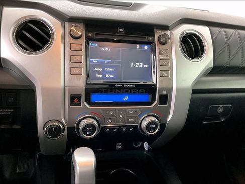 Used 2018 Toyota Tundra Platinum AWD/4WD image 16