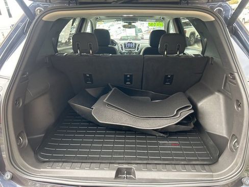 Used 2019 Chevrolet Equinox LT w/ Sun & Navigation Package image 12