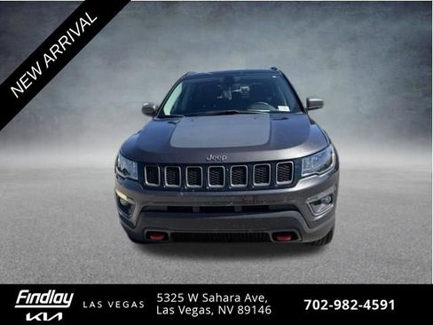 Used 2019 Jeep Compass Trailhawk AWD/4WD image 2