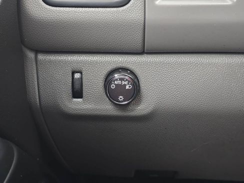 Used 2019 GMC Canyon 2WD Crew Cab w/ Convenience Package image 23