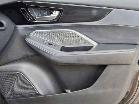 Used 2023 Acura MDX FWD w/ Technology Package image 31