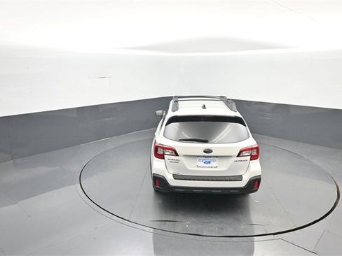 Used 2018 Subaru Outback 2.5i Premium image 22