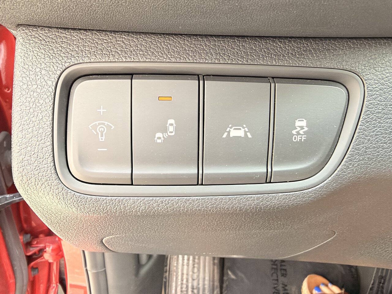 Used 2019 Hyundai Santa Fe SEL FWD image 24
