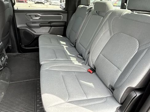 Used 2022 RAM 1500 Big Horn AWD/4WD image 16