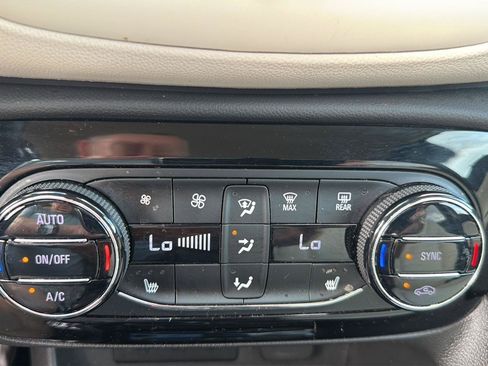 Used 2023 Buick Encore GX Select FWD image 7