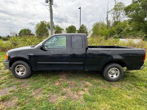 Used 2004 Ford F150 XLT RWD image 8