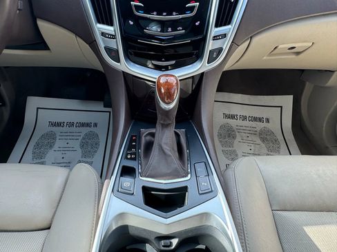 Used 2014 Cadillac SRX Luxury image 26