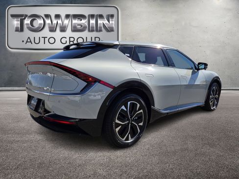 Used 2022 Kia EV6 Wind w/ Wind Technology Package image 5