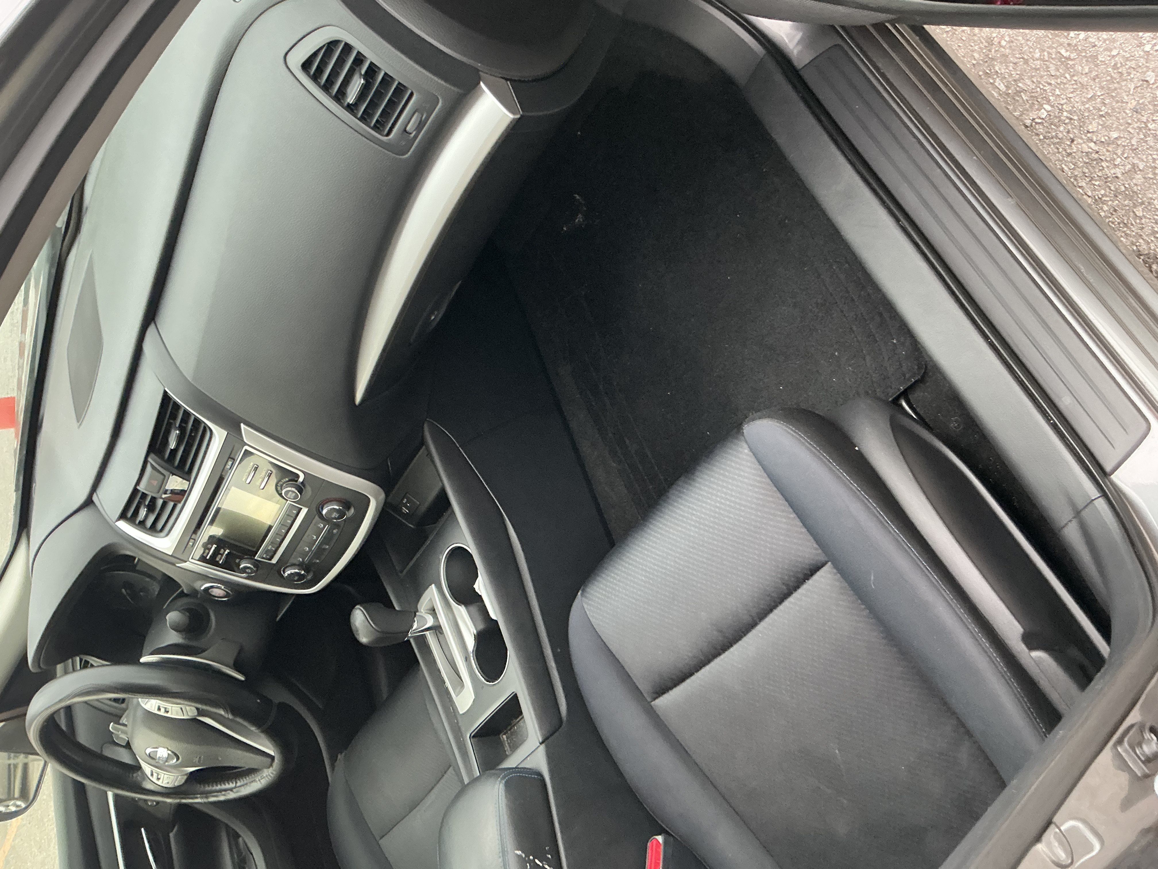 Used 2016 Nissan Altima 2.5 SR FWD image 10