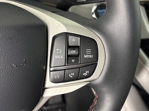 New 2026 Ford Explorer Active w/ Active Comfort Package RWD image 18
