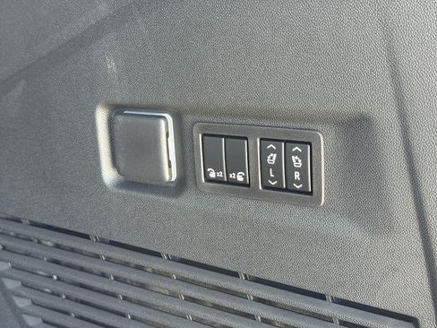 New 2026 GMC Yukon XL AT4 w/ AT4 Premium Plus Package AWD/4WD image 29