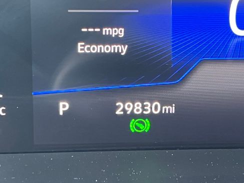 Used 2024 Volkswagen Jetta SE image 18