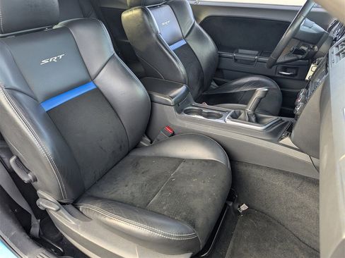 Used 2009 Dodge Challenger SRT8 w/ SRT Option Group II image 11