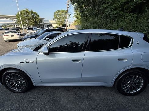 Used 2024 Maserati Grecale GT AWD/4WD image 12